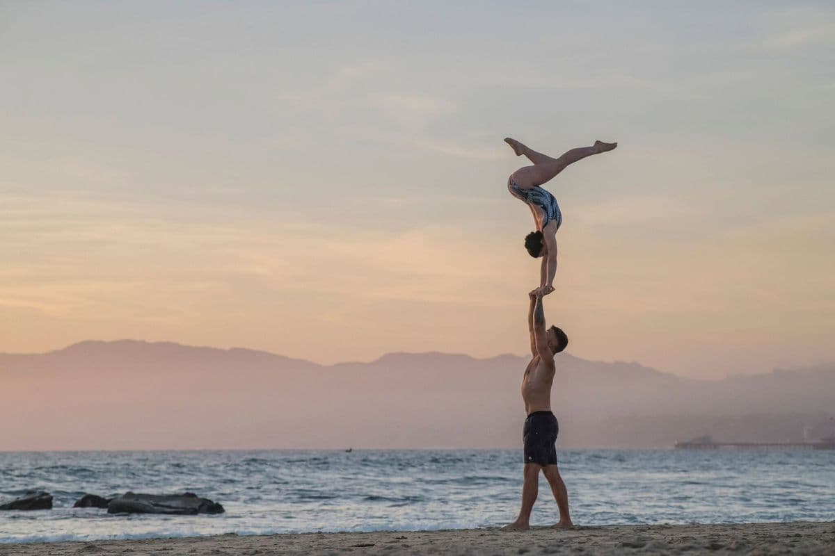 AcroJames & Kailey visit Atlanta! Two Acro Workshops
