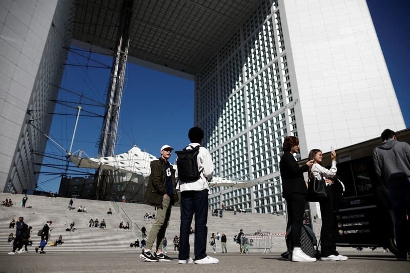 How AI is changing the nature of entry level work | World Economic Forum