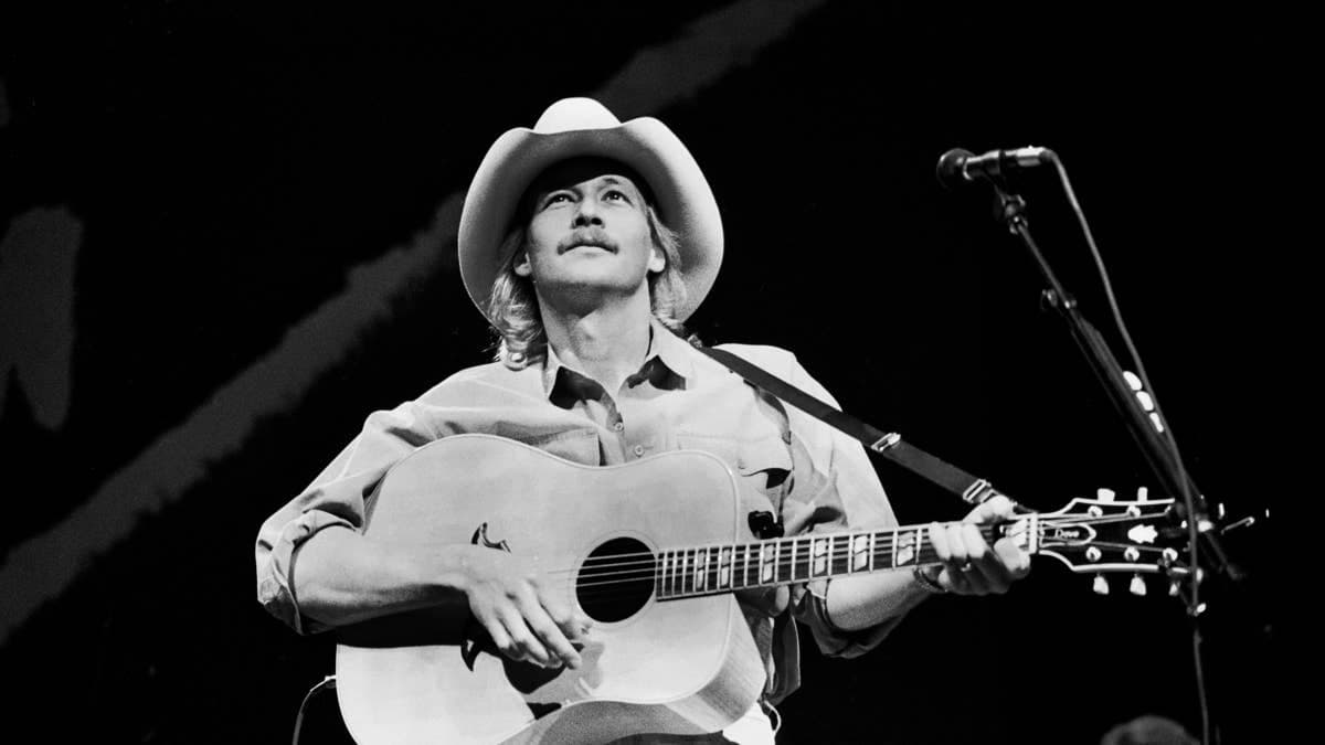 Country Star Announces Special Guests for Farewell Tour After Nearly 40 Years