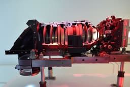 Bipartisan Bill Seeks Tougher Curbs on Chinese Chipmaking Tools | The Epoch Times