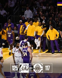 @Lakers: Dub secured https://t.co/ywe95ByeX8
