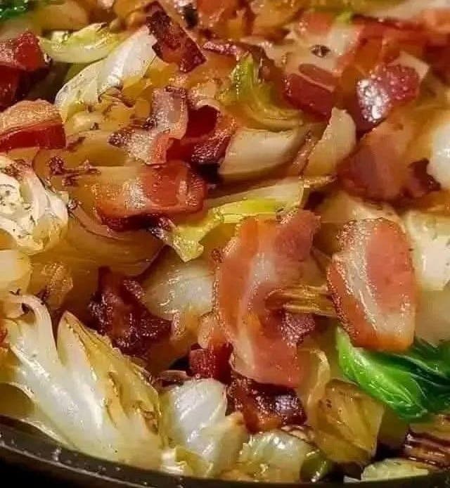 Fried Cabbage with Bacon: A Savory One-Pot Side That Steals the Show