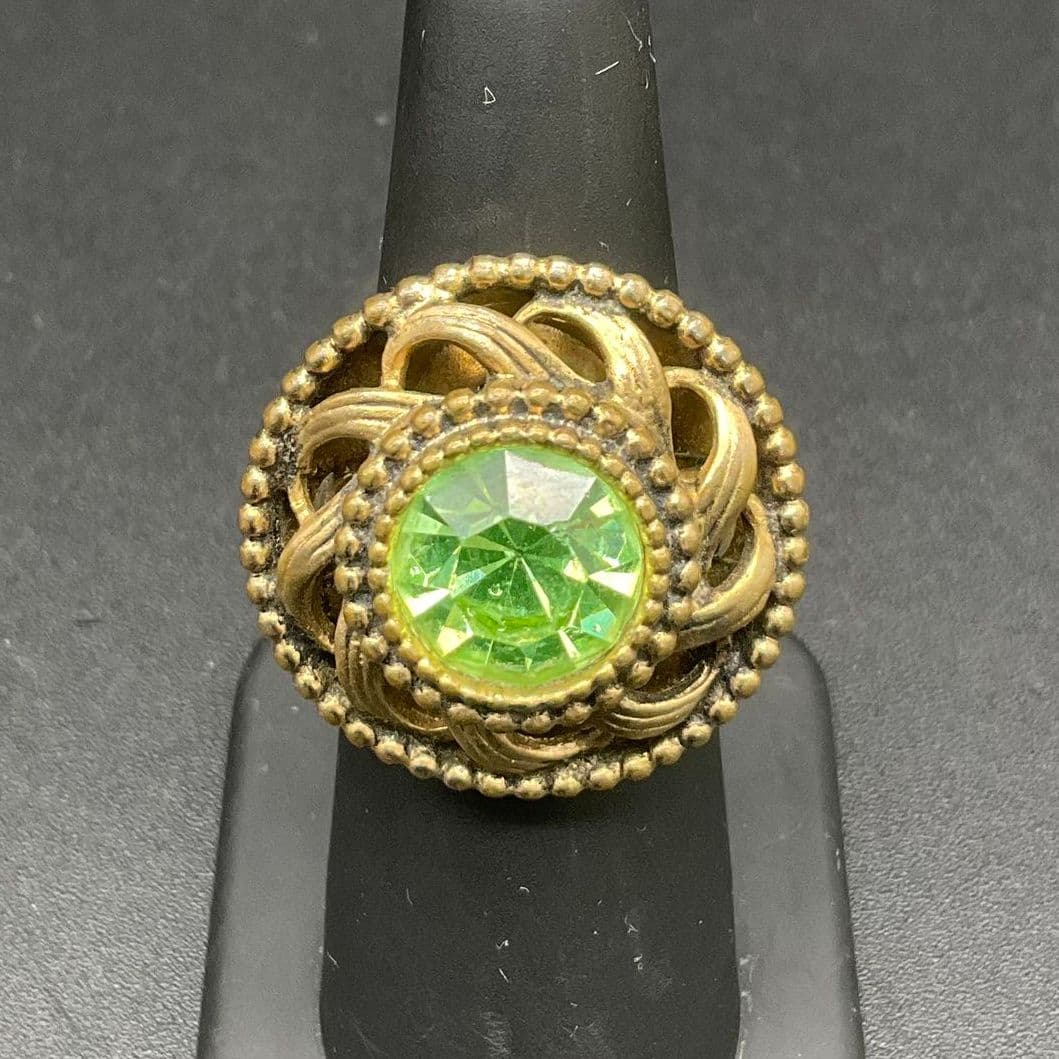 Vintage Whiting & Davis UV Reactive Uranium Glass Ring Gold Tone Adjus - Shop Thrift World