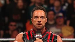 WWE Raw Review: Un-re-fractured Bloodline ...