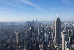 Former Goldman Analyst's AI Startup Is Said to Raise $22 ...