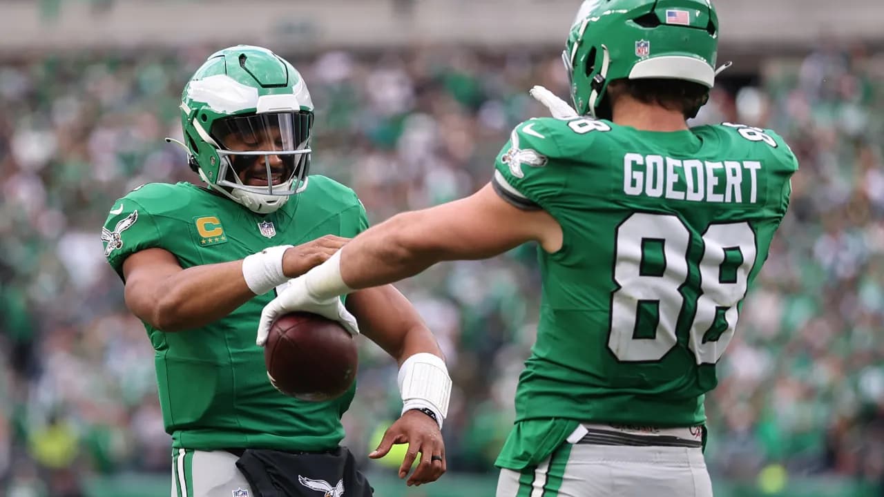 Why Eagles offense could be 'boom or bust' to start 2026 season
