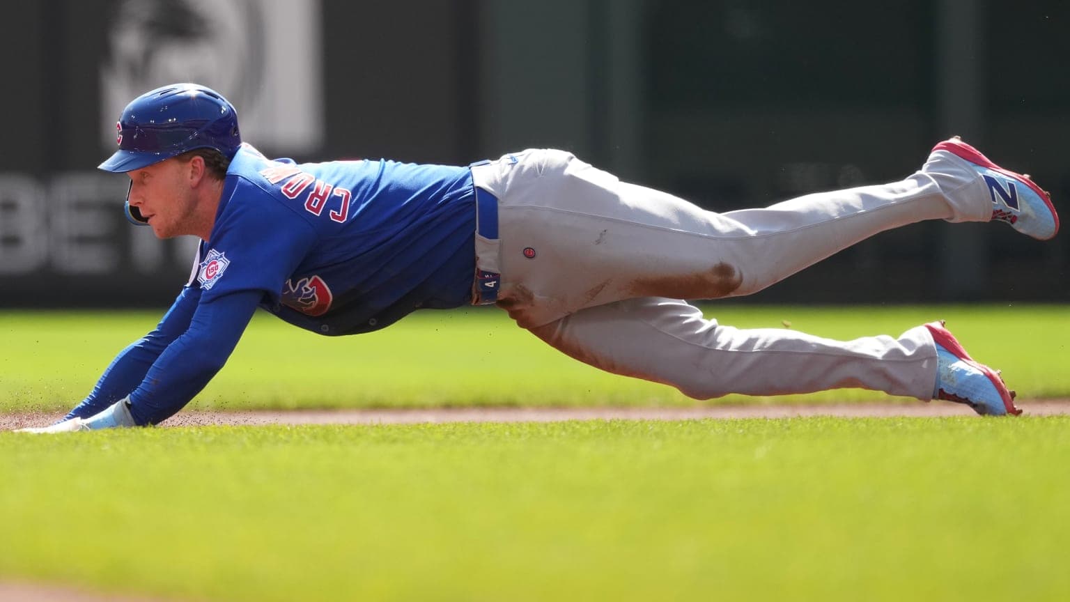 Pete Crow-Armstrong steals second base | 09/20/2026 | Chicago Cubs
