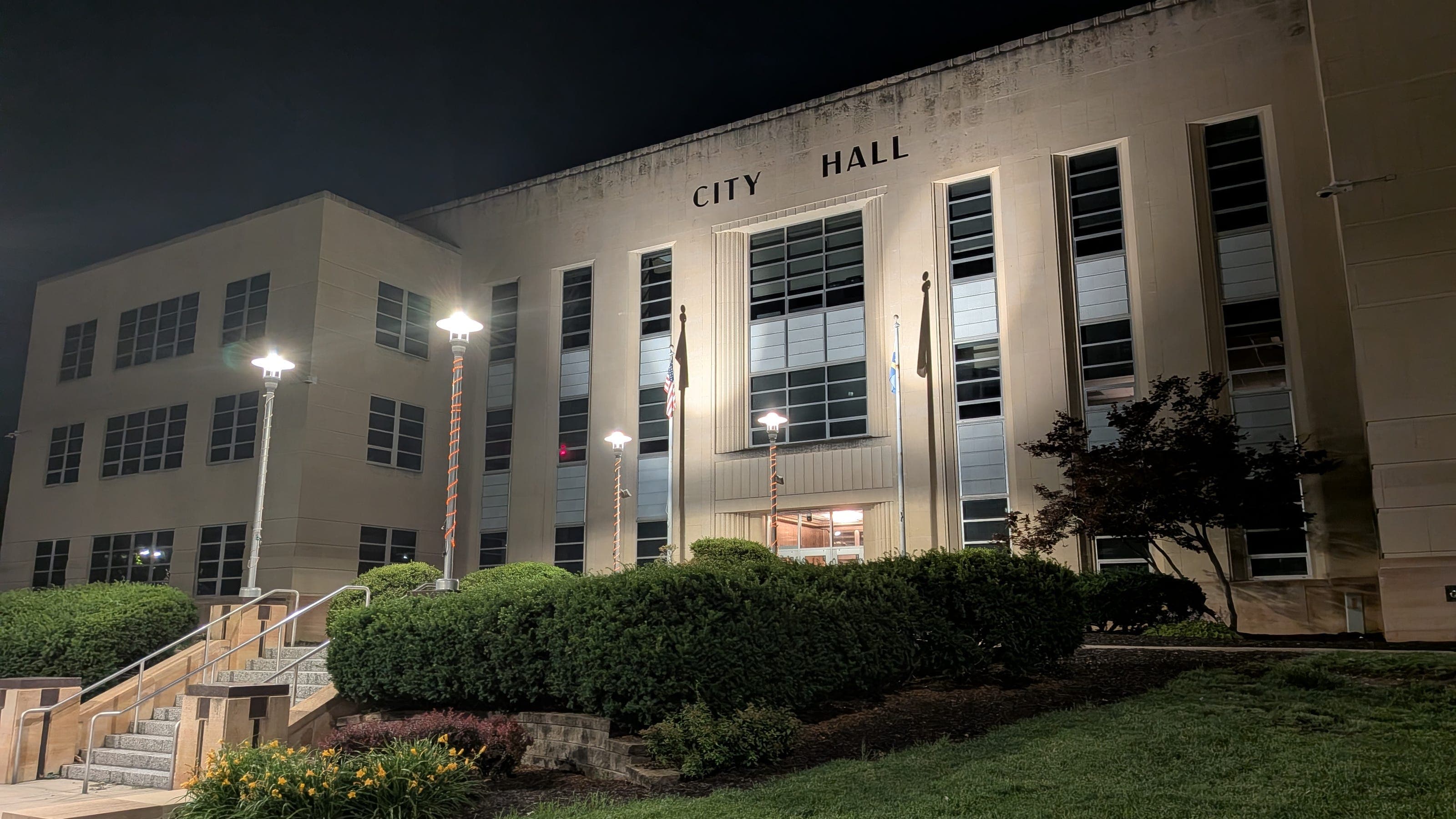 Topeka leaders approve $175,000 settlement with utility employee