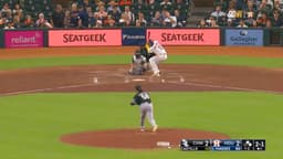 @astros: Isaac puts us on top! 🔝 

#ChaseTheFight x @Honda https://t.co/YIkV4Graso
