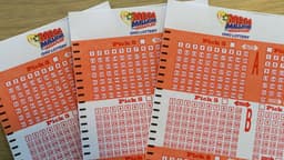 Winning Mega Millions numbers for $542 million jackpot on ...
