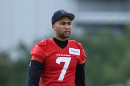 Mahomes Isn't The Only NFL QB In Training Camp With ...