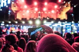 Mobile-First Entertainment Is Changing How Global Audiences Consume Content
