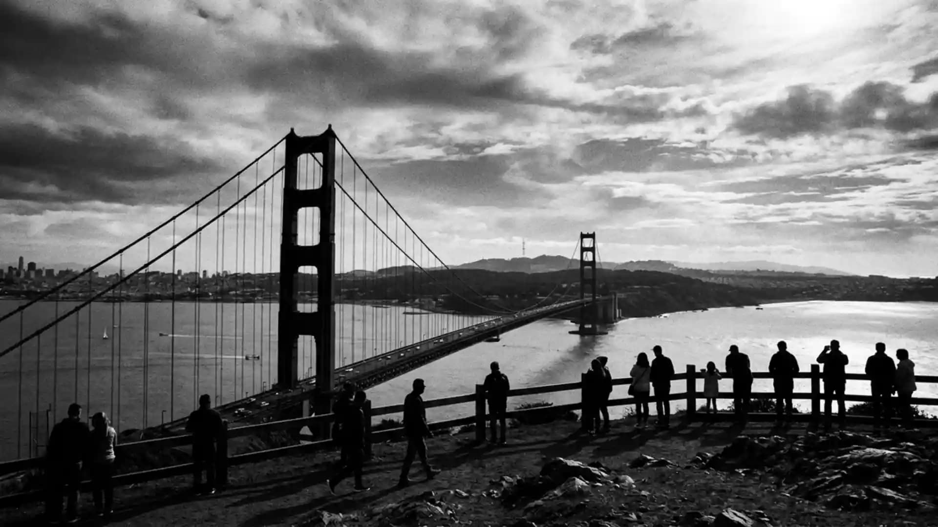 Golden Gate Bridge limits lanes from 13 to 23 October