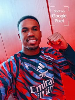@Arsenal: Your POTM is all smiles after today 😁

Shot on Google Pixel 🤳 https://t.co/ahuMLogLUy