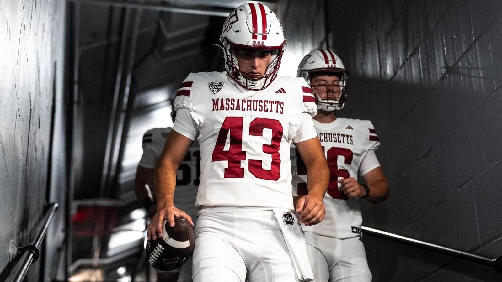 UMass Football's Phillipson Tabbed MAC Scholar Athlete Of The ...