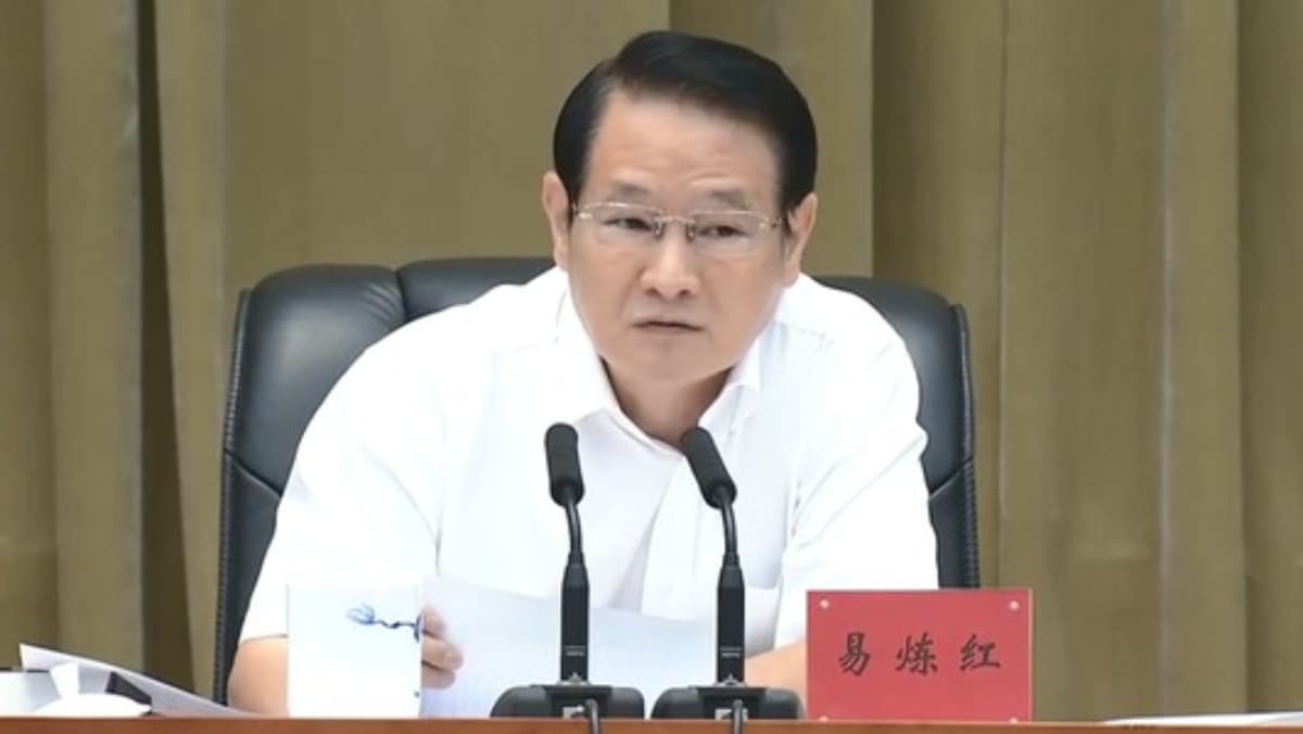 中國連三正部級官員落馬！上月甫露面 前浙江省委書記易煉紅遭查