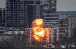 Russia Intensifies Strikes on Ukraine