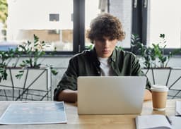 Graduating into gig work? How to keep more of what you earn from day one