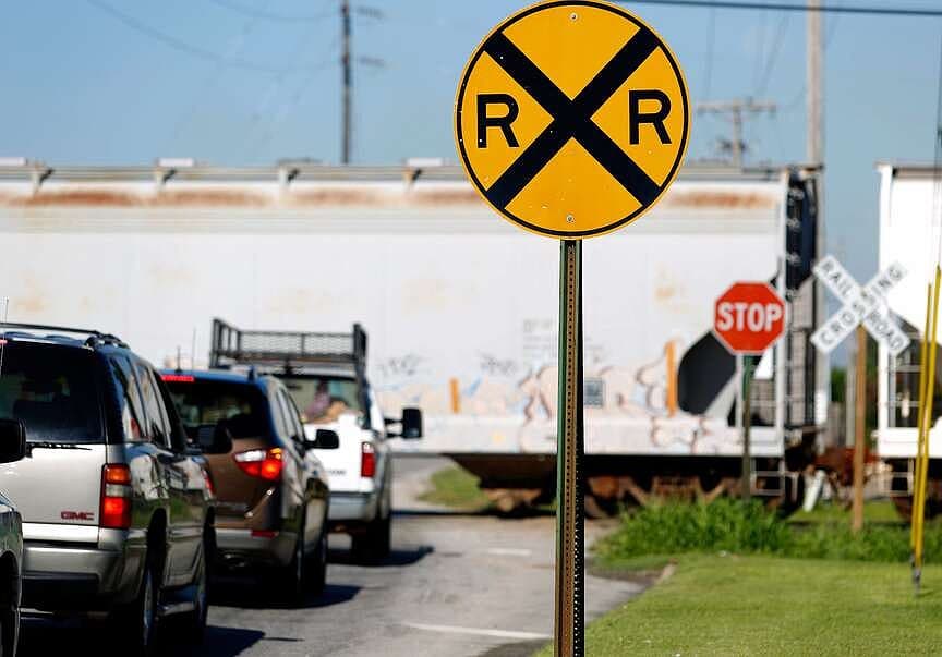 Springdale, Fayetteville seek funding for railroad crossing improvements
