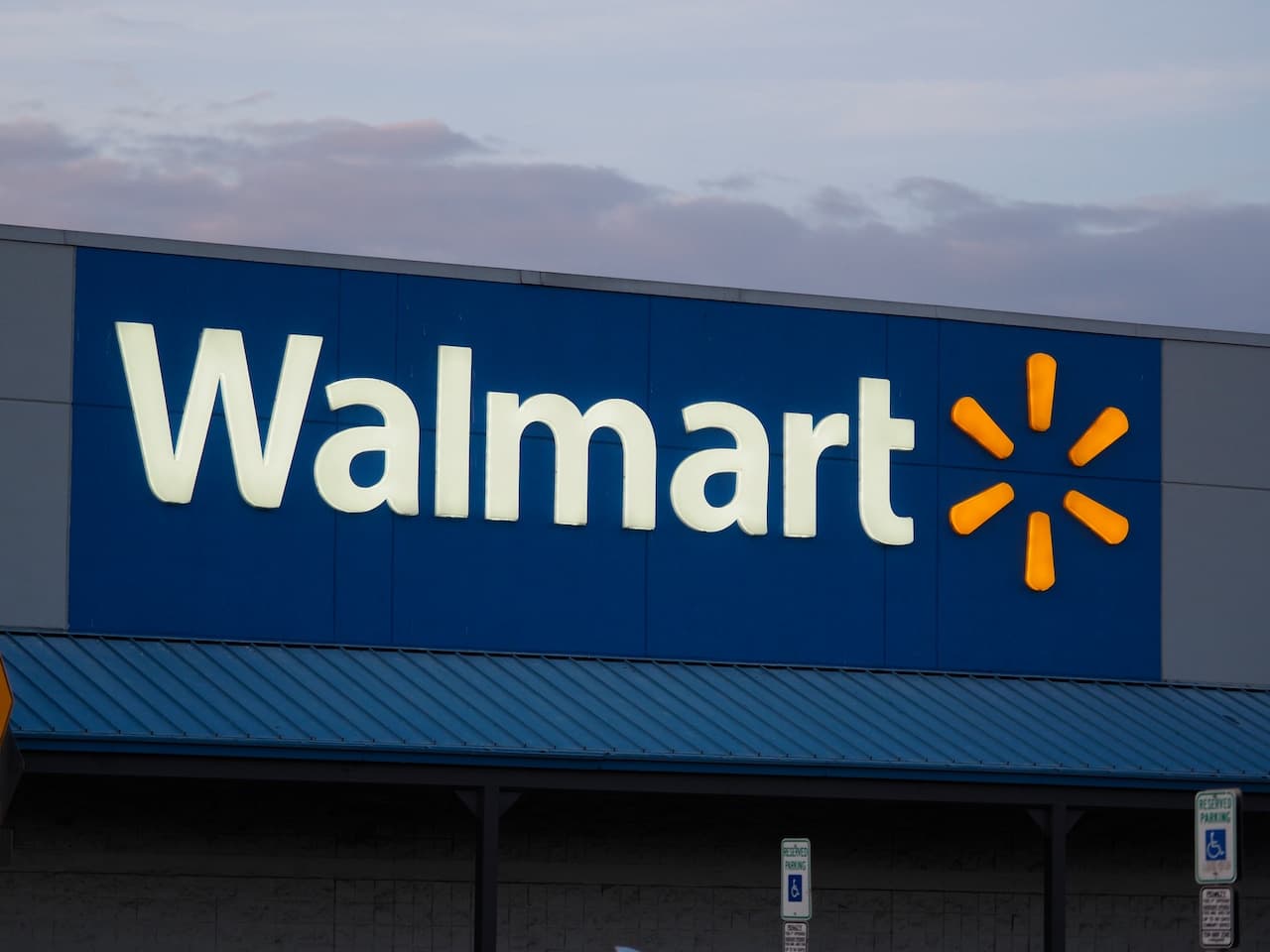 Walmart announces nationwide recall of food item for infection risk