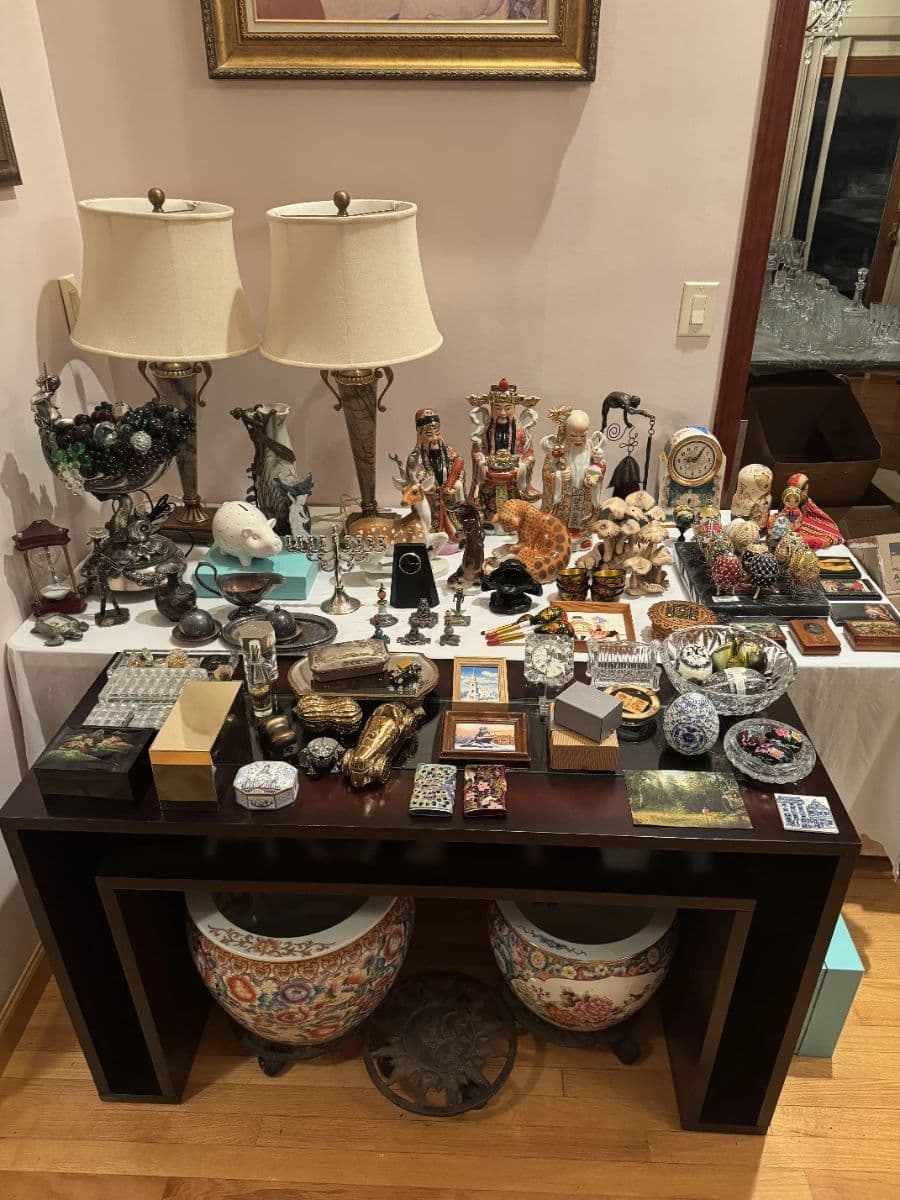 35+ yrs; everything must go; family ran sale!