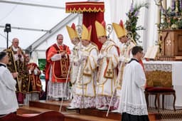 Understanding excommunication of SSPX
