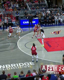 @IndianaFever: Kelsey Mitchell with the last 5 points to end the first 🙌

vote Kelz to WNBA All-Star 📮 https://t.co...