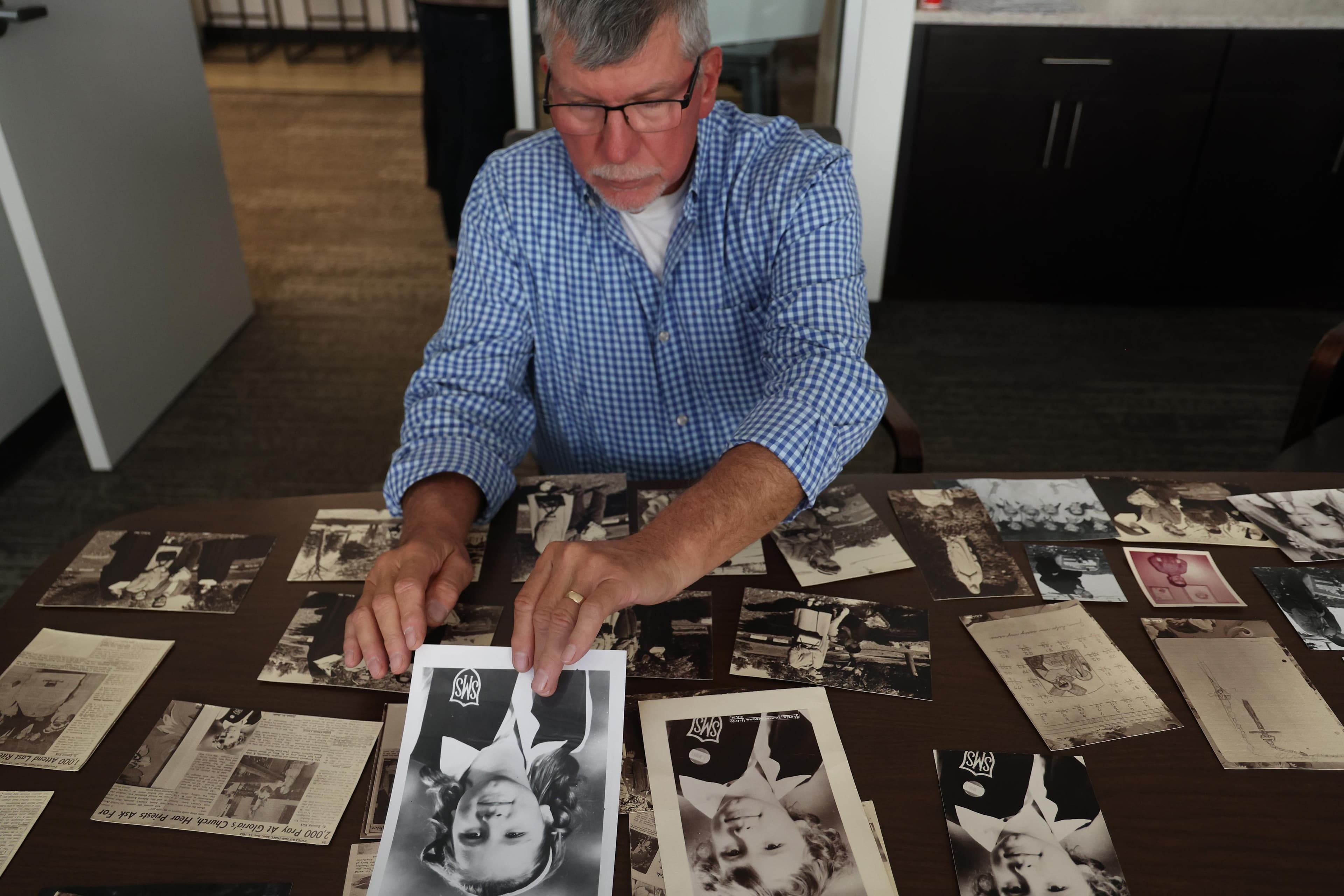 Chicago police say DNA ties a former detective to decades ...