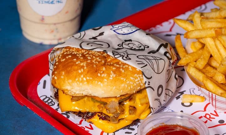 Irv’s Burgers Makes Green Valley Ranch Casino Debut | RestaurantNews.com