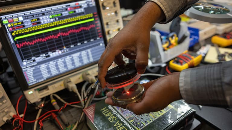 Neuralink competitor Paradromics completes its first human implant