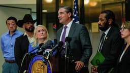 ICE Faces Pressure to Preserve Witnesses After Fatal Houston Shooting