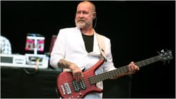 Limp Bizkit Honors Late Bassist