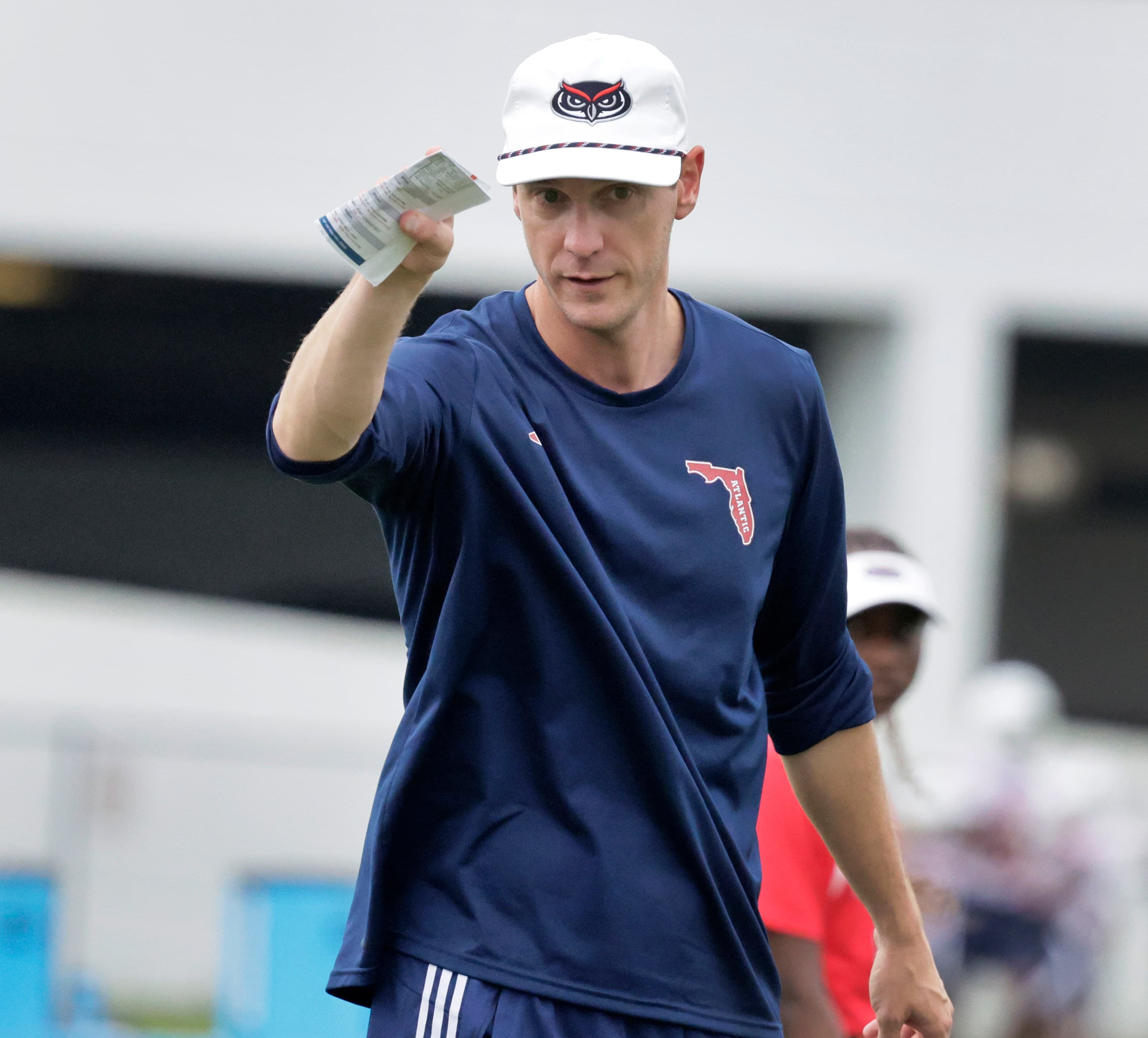 FAU football preview: Owls return key pieces, retool ahead of 2026 ...