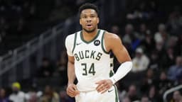 Swirling Bucks rumors hint at timeline for Giannis Antetokounmpo trade