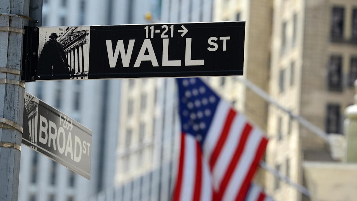 Here Are Thursday’s Top Wall Street Analyst Research Calls: Alcoa, AppLovin, Circle Internet, CoreWeave, Datadog, Marvell Technology, Netflix, Texas Instruments, and More