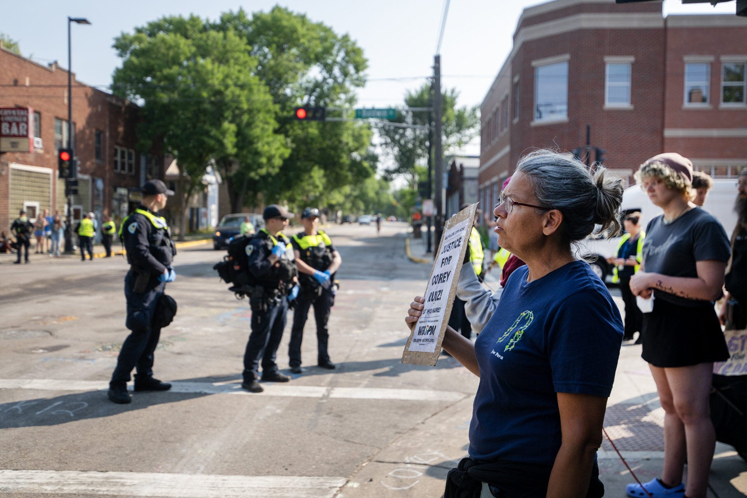 Q&A: What the Corey Ruiz shooting reveals about police ...