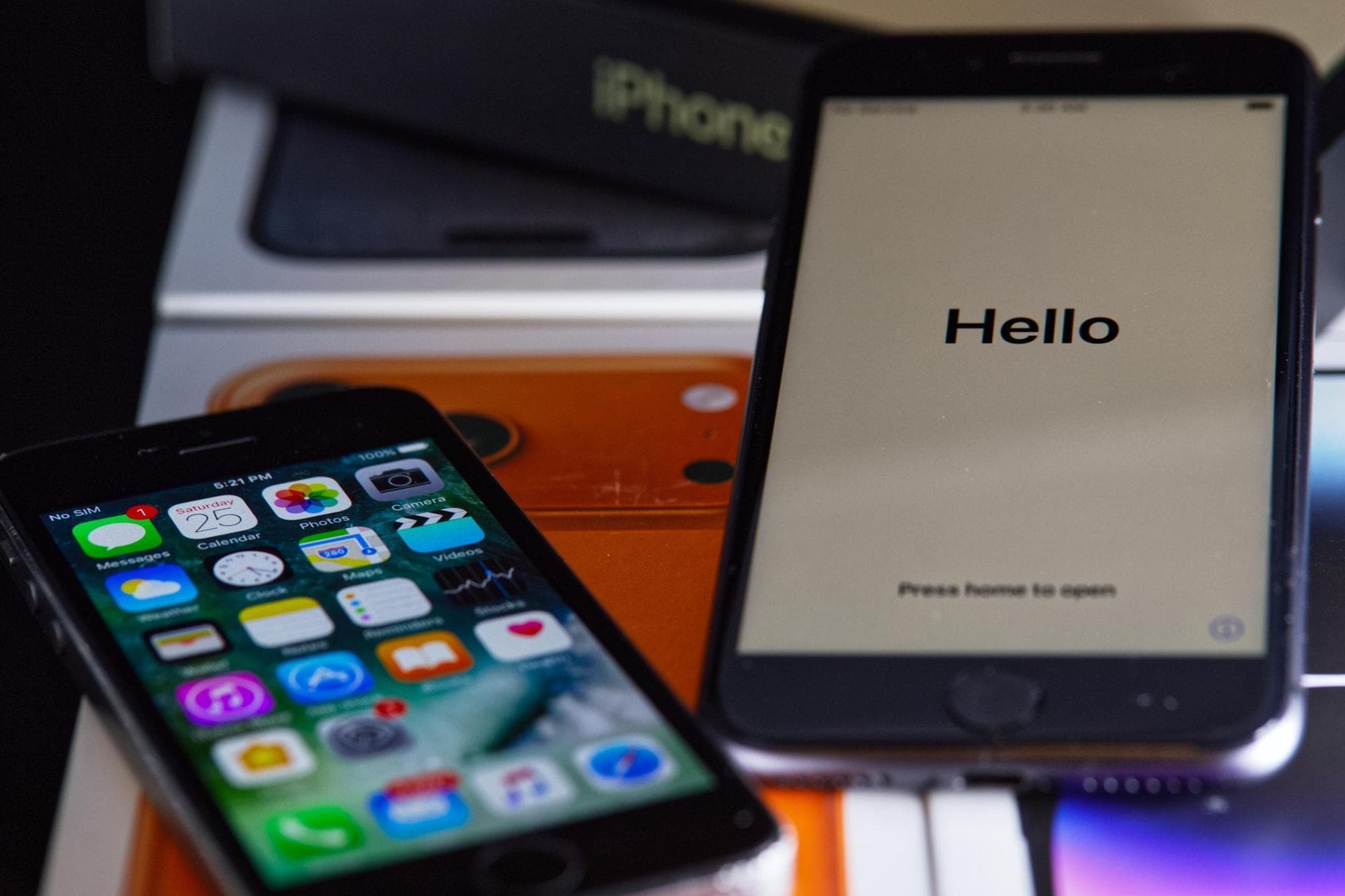 Hidden iPhone keyboard shortcuts to raise your texting and ...