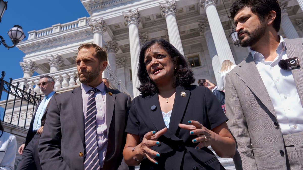 House again passes resolution to halt military action in Iran