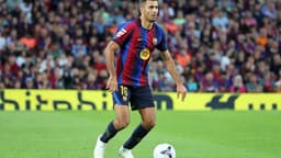 How will Barcelona line up against Galatasaray?