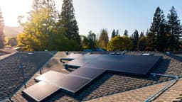 Tapping Smart Homes to Power Data Centers