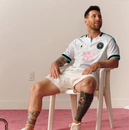 🆕Messi's new look: Inter Miami unveil their new kit