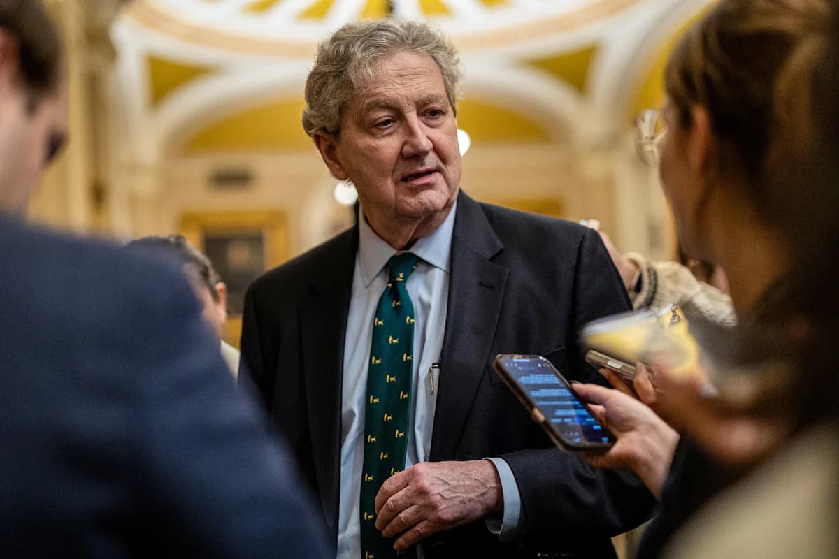 Senators vote to withhold their own pay during government shutdowns