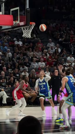 @WNBA: Jessica Shepard is a double-double machine 🦾

She's got 18 PTS &amp; 13 REB!

DAL-LVA | NBA TV | WNB...
