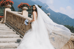 How to Match Your Wedding Hair and Makeup to Your Dress