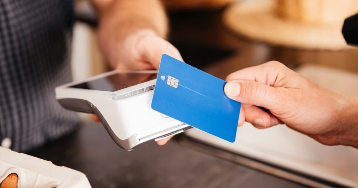 The 'vibe economy' is driving record debt; experts warn a 'vapor economy' could be next