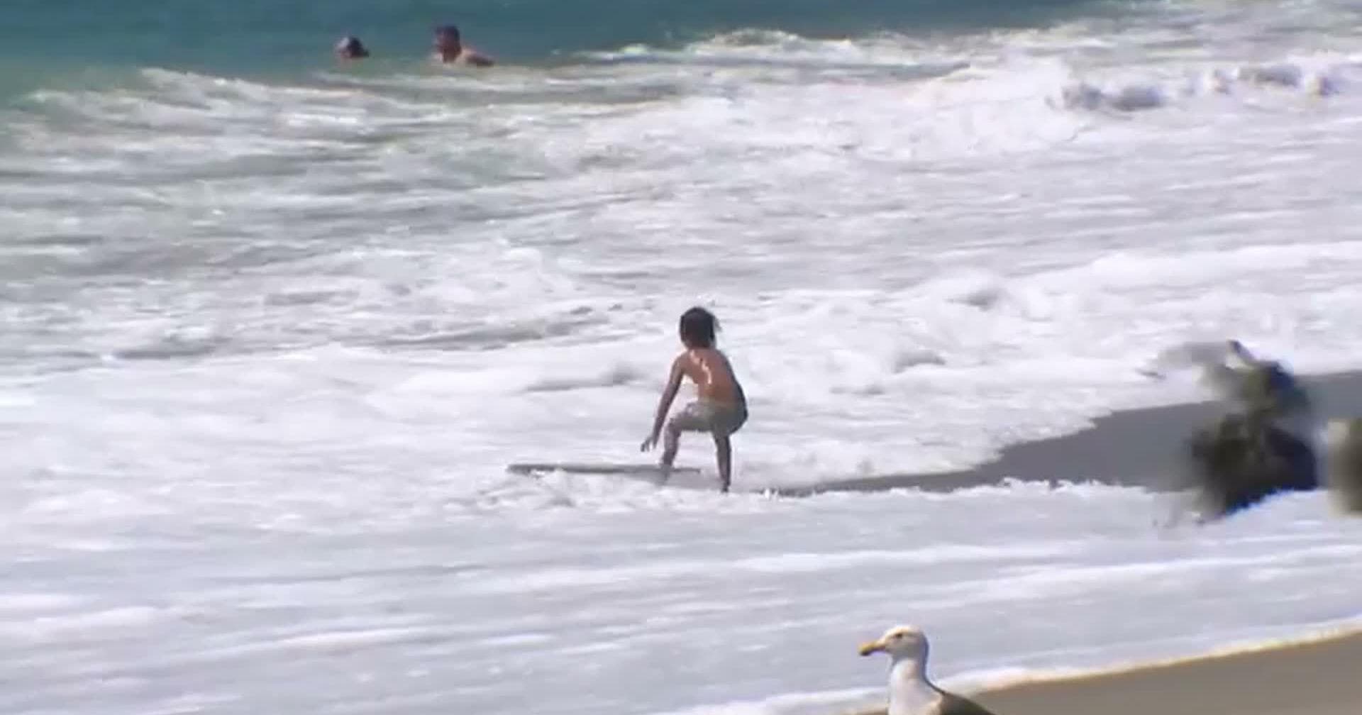 RAW: CA: BEACH AREAS PREP FOR STORM SWELL, HIGH SURF