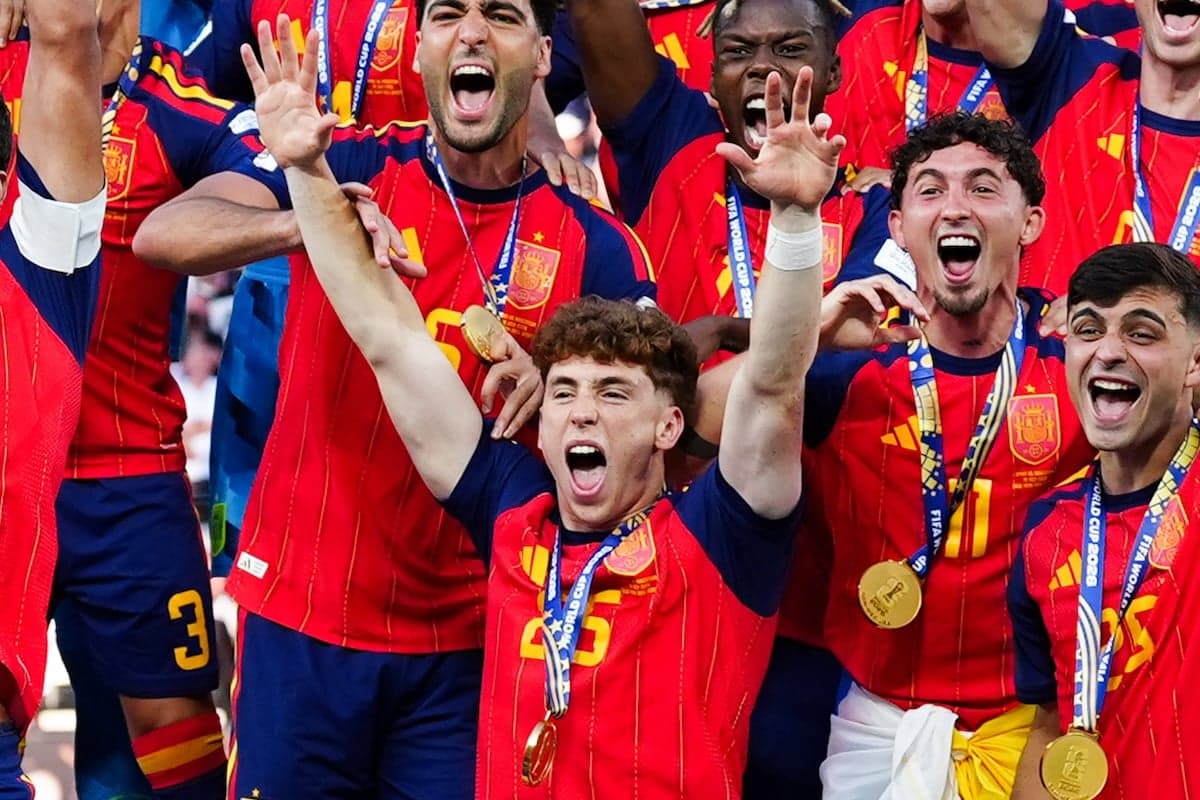 Munoz becomes 6th active Liverpool player to win World Cup
