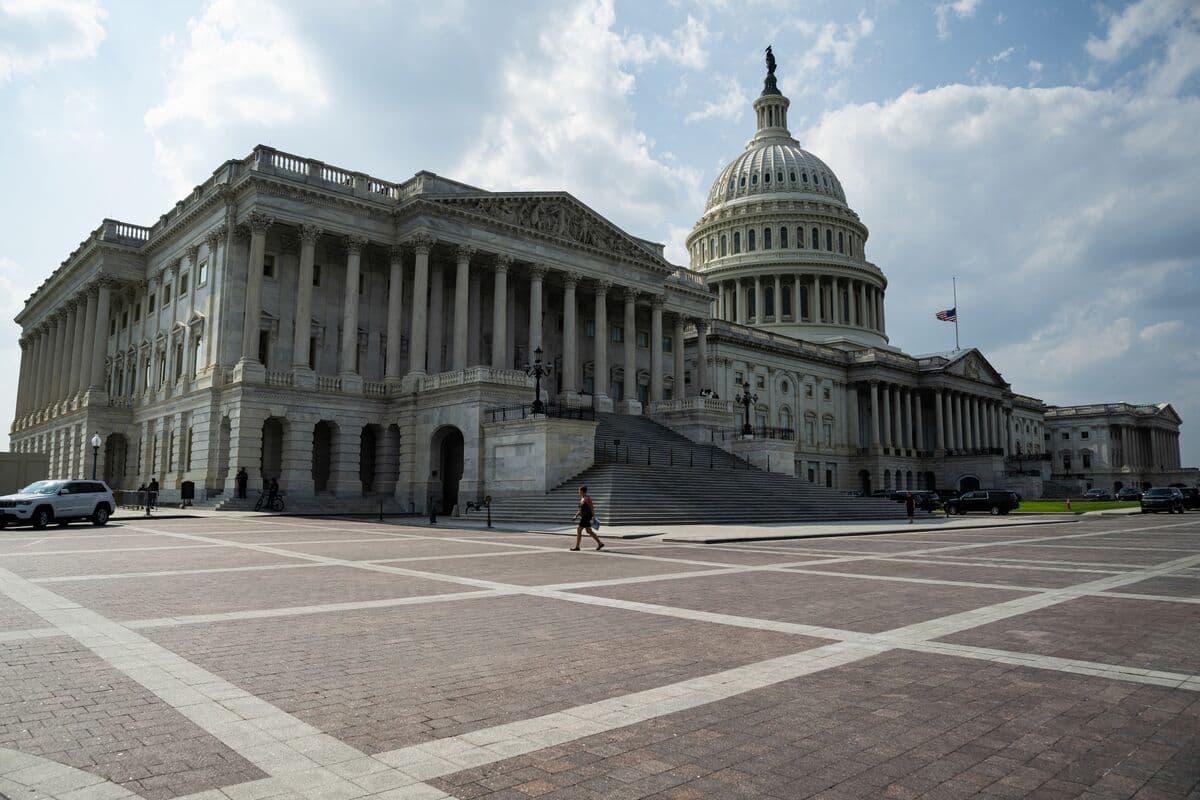 Crypto Heads for High-Stakes Senate Vote as Democrats ...