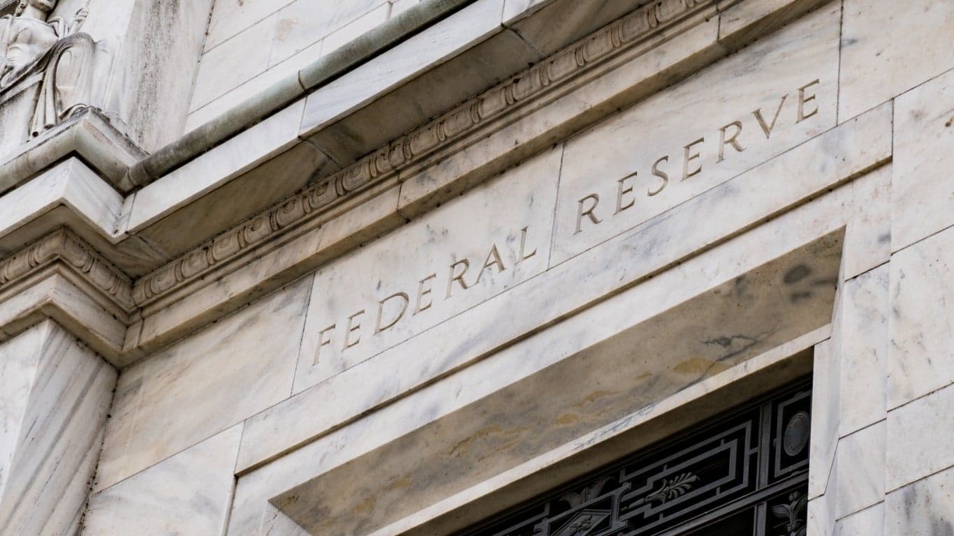 Kevin Warsh Sworn In as Fed Chair With Lowest Senate Votes Ever Amid Independence Concerns