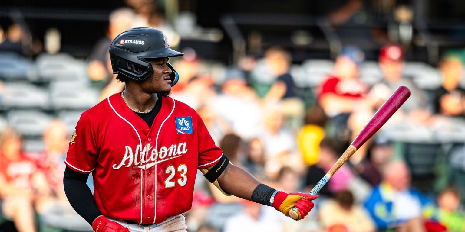 Pirates name top slugger, reliever, baserunner and ...